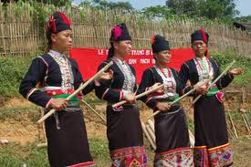 ក្រុមសិល្បះប្រជាប្រីយ៏របស់ជនជាតិ Khomu